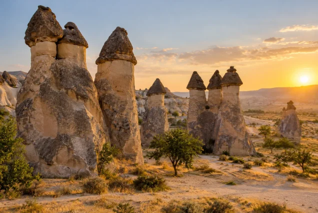 Paşabağ – çok başlı peri bacaları arasında vadi